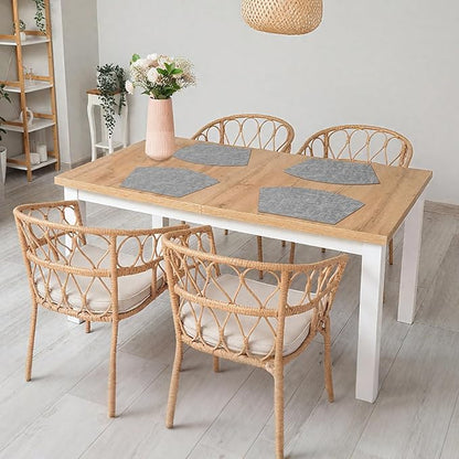 Homaxy Round Table Placemats Set of 6, Washable Wedge Shaped Faux Leather Table Mats, Wipeable Kitchen Dinner Place Mats for Indoor Outdoor, Light Grey