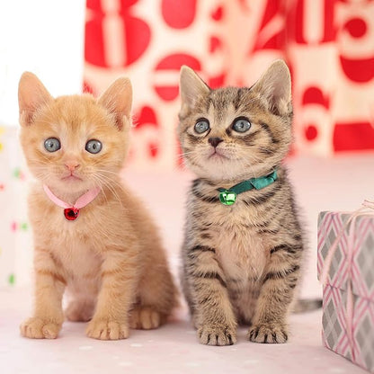 Augshy 200 Pieces Jingle Bells 2/5 Inch Craft Bell Bulk for Christmas Home and Pet Decorations Xmas Decor Party Favors Supplies (Gold, Silver, Red, Green)