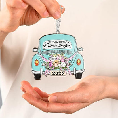 Venhoo Wedding Gifts for Couples 2025, Mr and Mrs Gifts, Wedding Gift Ideas for Newly Wed Couple, Bride, Bridal Shower, Future Mr & Mrs - Just Married Metal Hanging Accessory 2025