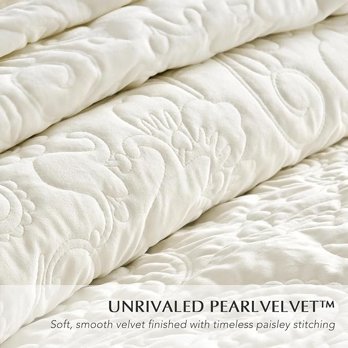 EVERGRACE Luxury Pearl Velvet Quilt Set Queen Size 3 Pieces, Soft Paisley-Stitch Velvet Comforter Set with Pillow Shams, Lightweight Bedspread Coverlet Bedding Set, Ivory White