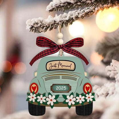 First Christmas Married Ornament 2025, Just Married Ornaments, Our First Christmas As Mr and Mrs, Wedding Ornament - Gifts for Newlyweds, Wedding Gifts for Couples, Bridal Shower Gift