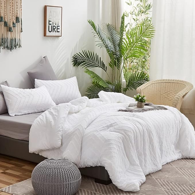 CLOTHKNOW Comforter Full Size Sets White Tufted Farmhouse Bedding Comforter Sets Shabby Chic Comforters Soft Boho Comforter with 2 x Pillow Cases