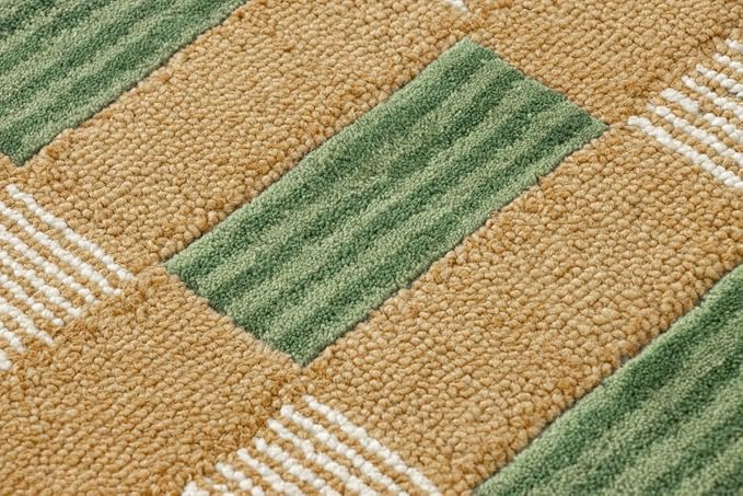Hand-Tufted Wool Area Rug with Scalloped Edges, Beige and Green Plaid Pattern, Cozy and Soft Accent Rug for Living Room, Bedroom, and Nursery, Handmade Decorative Rug, 1x1 Ft (Sample)