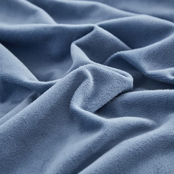 Pureant Blue Fluffy Comforter Set King Lake Blue Velvet Bedding Comforter Sets for Men Boys Solid Color King Comforter Soft Plain Grayish Quilts Haze Blue Flannel Blankets Breathable