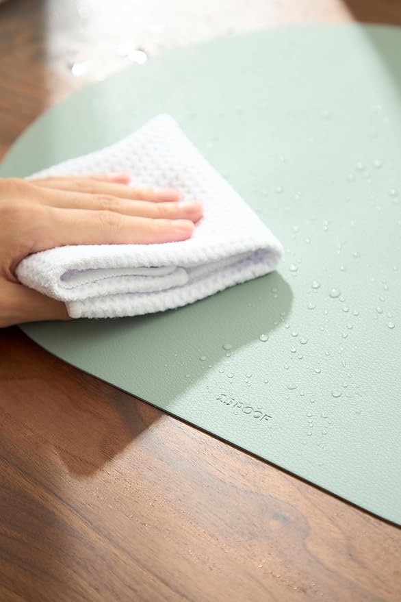 Beige Oval Silicone Placemats Set of 4 – Heat Resistant, Waterproof, Easy to Clean Non-Slip Modern Dining Table Mats – Premium Leather Textured Japandi Kitchen Decor