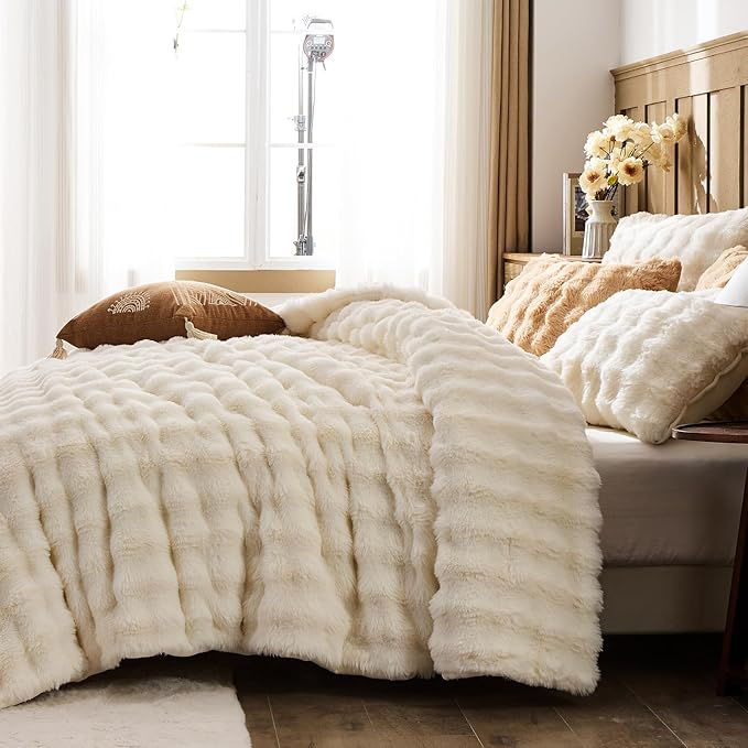 Lotus Karen Faux Fur King Comforter Set – Cream White Fluffy Comforter King Size, Big Bubble Faux Rabbit Fur Bedding Comforter Sets, Warm Cozy Fuzzy Bed Set 3 Pieces, 1 Comforter and 2 Pillowcases