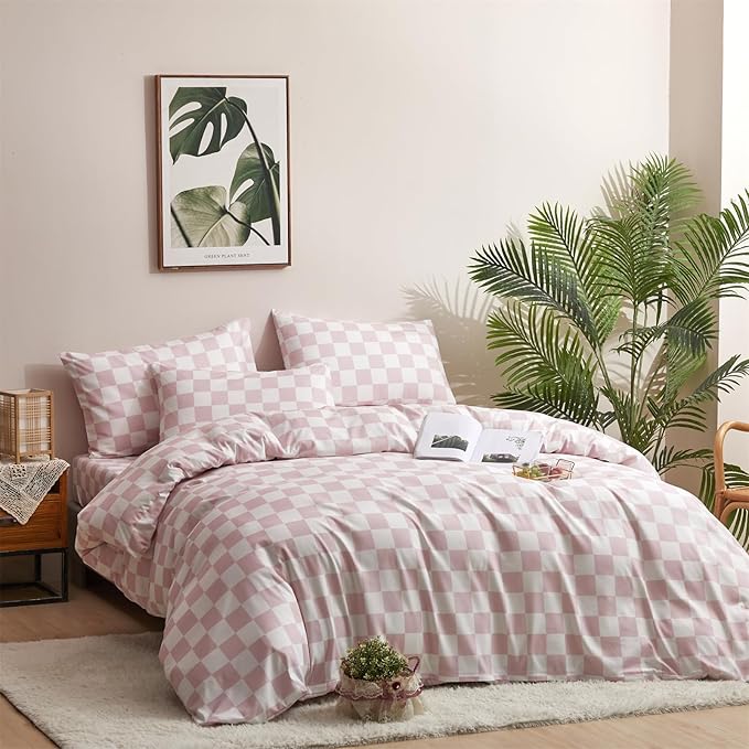 CLOTHKNOW Pink Plaid Comforter Set California King 3Pcs Pink White Bedding Comforter Sets Checker Comforter Soft Grid Comforter Sets Cal King