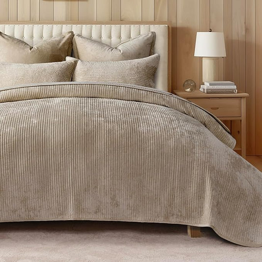 EVERGRACE Velvet Quilt Set Queen Size, Luxurious Soft Quilted Bedding Sets, Lightweight Velvet Comforter for All Season, Striped Channel Bedspread Coverlet with 2 Shams, Urban Taupe