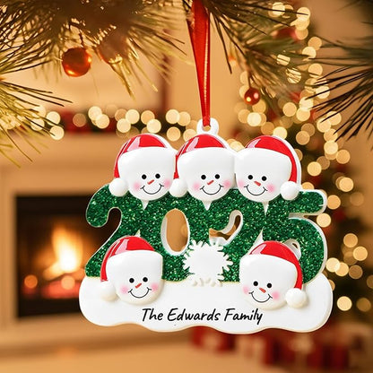 2025 Personalized Christmas Ornaments with Family Names – Custom Snowman Family of 2–6, Cute Xmas Tree Decoration Gift for Home, Kids, Parents, or Grandparents