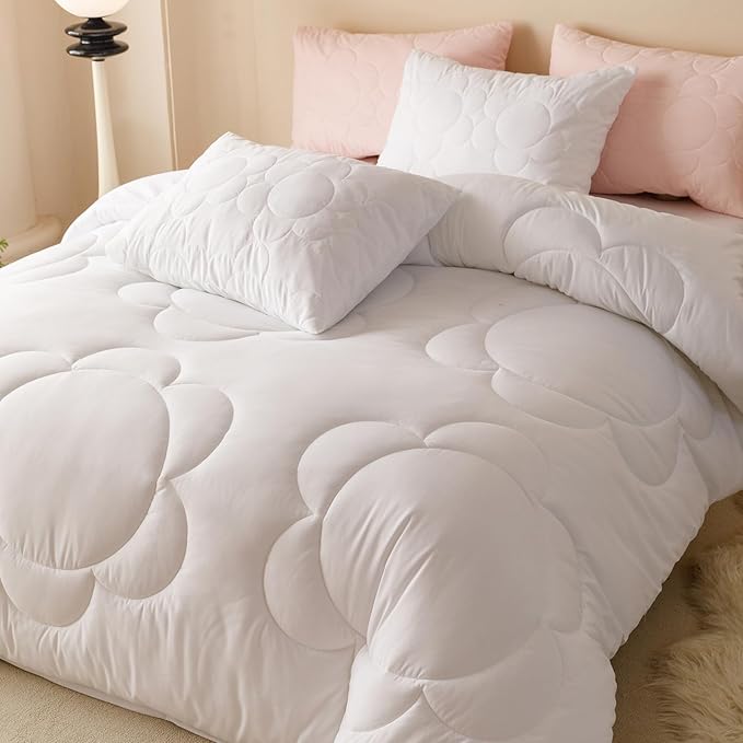CLOTHKNOW White Comforter Sets California King Daisy Puff Pattern Bedding Comforter Sets Soft Boho Comforter with 2 x Pillow Cases