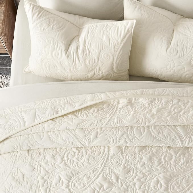 EVERGRACE Luxury Pearl Velvet Quilt Set Queen Size 3 Pieces, Soft Paisley-Stitch Velvet Comforter Set with Pillow Shams, Lightweight Bedspread Coverlet Bedding Set, Ivory White