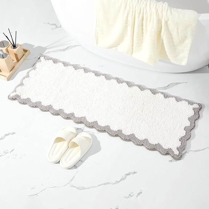 ORTIGIA Long Cute Scalloped Bathroom Rugs Runner, Fun White and Gray Plush Microfiber Scallop Bath Mats Non Slip Washable Quick Dry Absorbent, Rug for Bathtub Sink Laundry Room Bedroom, 17x47