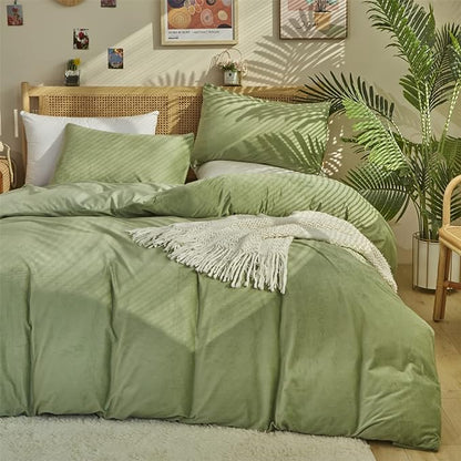 Pureant Sage Green Velvet Comforter Sets Full Light Green Fluffy Bedding Solid Color Flannel Quilt Women Men Grass Green Comforters Micromink Sherpa Fuzzy Warm Bed Girls Boys Dorm Plush Bedding Soft