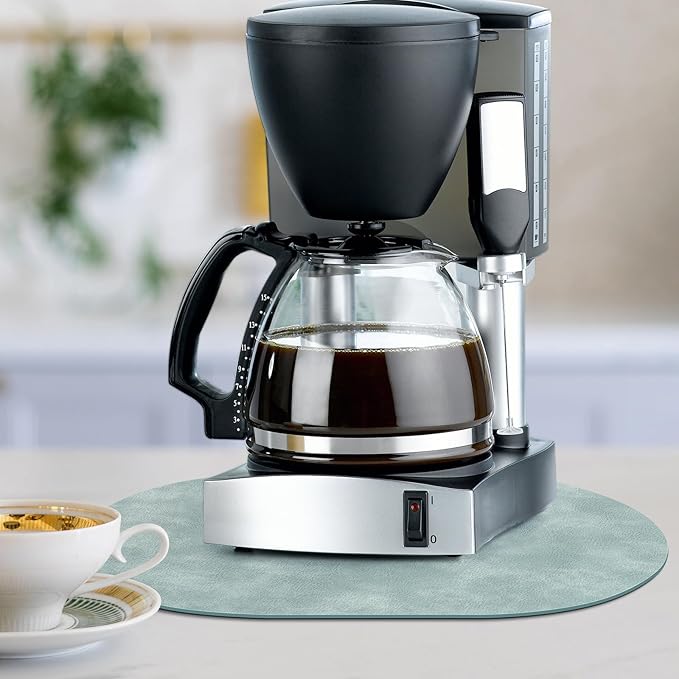 ADRIMER Placemats, Heat Resistant Oval Placemats Set of 8 Washable 12 x 17 Inch, Waterproof Table Mats, Wipeable Pu Place Mats for Kitchen, Dining Room, Light Blue