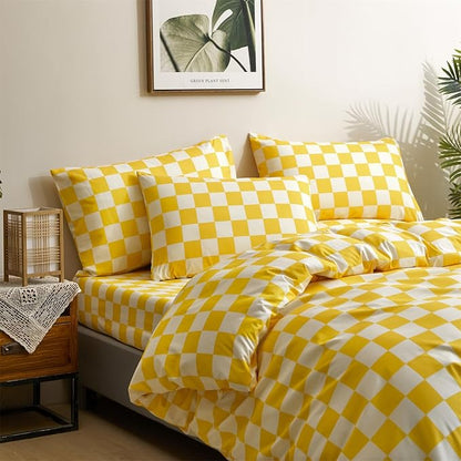 CLOTHKNOW Yellow White Grid Queen Comforter Set Plaid Bedding Comforter Sets Checker Queen Comforter Light Yellow Queen Size Comforter Sets