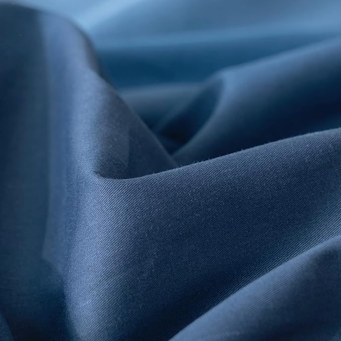 CLOTHKNOW Blue White Twin/Twin XL Comforter Set Blue Gradient Bedding Comforter Sets with 2 x Pillowcases Soft All Season Comforter