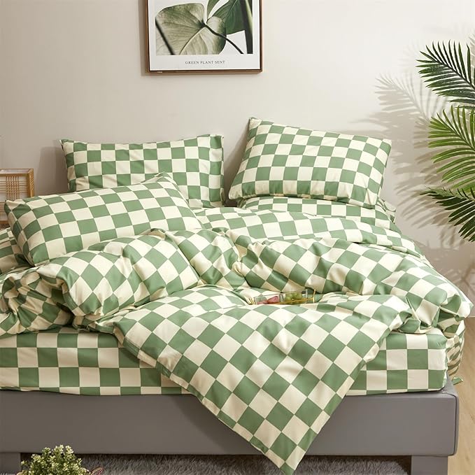 CLOTHKNOW Green White Plaid Queen Size Comforter Sets Grid Bedding Comforter Sets Checkerboard Comforter Checker Queen Comforter with 2 x Pillowcases