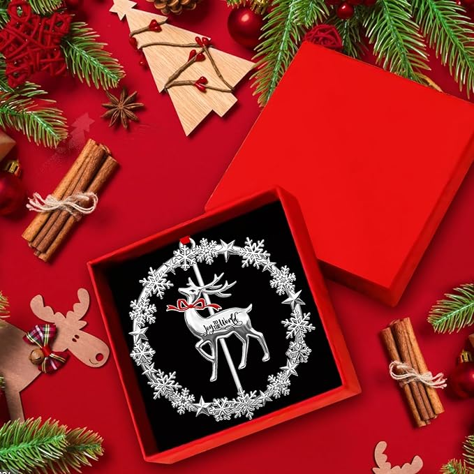 2025 Christmas Ornament, Rotatable Reindeer in Wreath, Metal Christmas Ornaments Dated Hanging Tree Decoration, New Year Holiday Keepsake Gift for Family