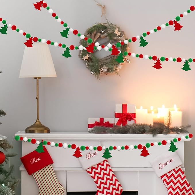 UPINS 600 Pcs Christmas Pom Poms Balls, Red Green White Craft Pompoms Fluffy Balls for Christmas Party DIY Creative Decorations Supplies（3Size）