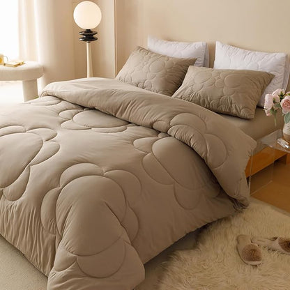 CLOTHKNOW Khaki King Comforter Set 3Pcs Daisy Puff Bedding Comforter Sets Brown Boho Comforters Soft Taupe Comforter with 2 x Pillowcases