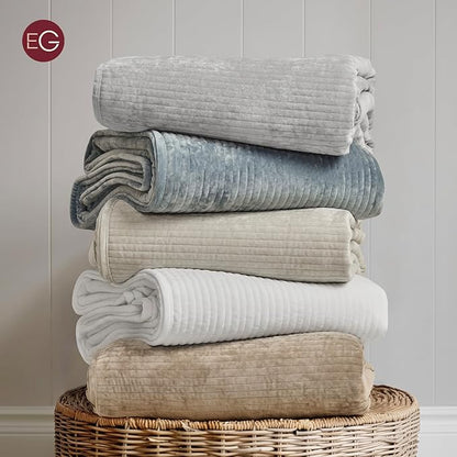 EVERGRACE Velvet Quilt Set King Size, Luxurious Soft Quilted Bedding Sets, Lightweight Velvet Comforter for All Season, Striped Channel Bedspread Coverlet with 2 Shams, 104" x 92", Light Sand