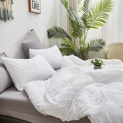CLOTHKNOW Comforter Full Size Sets White Tufted Farmhouse Bedding Comforter Sets Shabby Chic Comforters Soft Boho Comforter with 2 x Pillow Cases