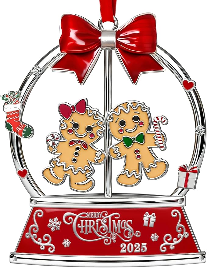 Christmas Gingerbread Couple Ornaments 2025 for Tree Decorations,Dated 2025 Metal Wreath Ornament with Rotatable for Christmas Keepsake Gifts for Grandparents, Kids, Friend