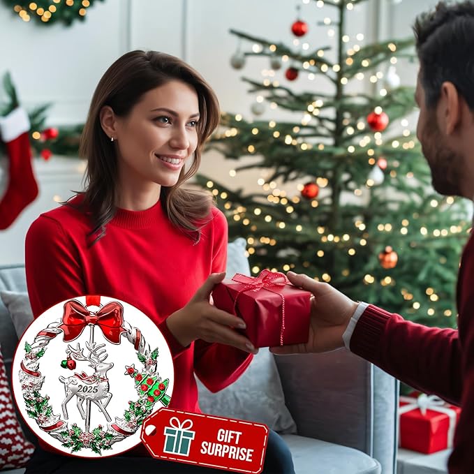 Christmas Ornament 2025 for Christmas Tree Hanging Decorations, Xmas Wreath Ornament with Rotatable Reindeer, Dated 2025 Metal Xmas Ornament for Holiday Decorative Keepsake Gift