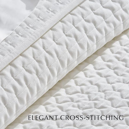 EVERGRACE Luxury Velvet Quilt Set King Size 3 Piece, Soft Cross-Stitch Velvet Comforter Set with Pillow Shams, Lightweight Coverlet Bedspread for All Seasons, Bright White
