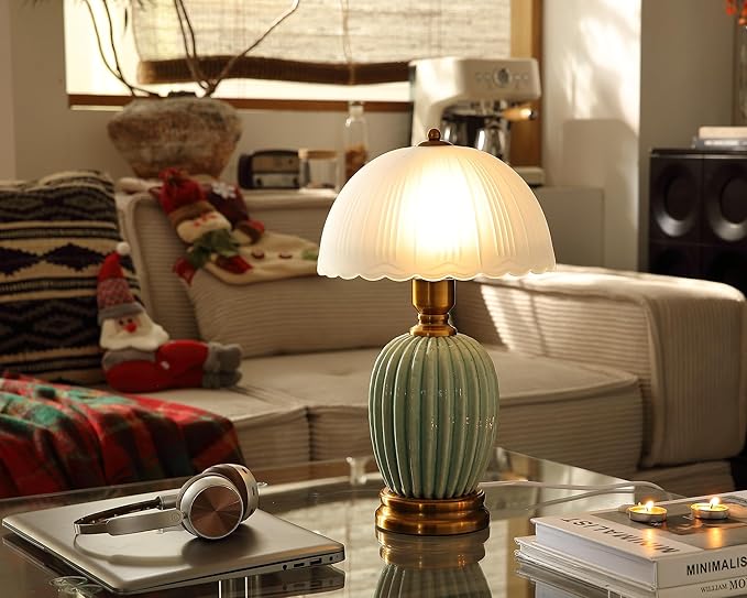Vintage Lamp for Living Room,16" Modern Ceramic Table Lamps for Bedroom,Retro Bedside Nightstand Traditional Lamps, Classic Chinoiserie Green Lamp for Home Decor (LD003)