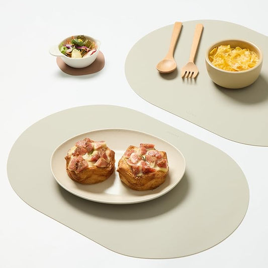 Chifon Beige Oval Silicone Placemats Set of 4 – Heat Resistant, Waterproof, Easy to Clean Non-Slip Modern Dining Table Mats – Premium Leather Textured Japandi Kitchen Decor (Grey Beige)