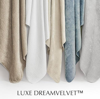 EVERGRACE Velvet Quilt Set King Size, Luxurious Soft Quilted Bedding Sets, Lightweight Velvet Comforter for All Season, Striped Channel Bedspread Coverlet with 2 Shams, 104" x 92", Blue Linen