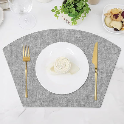 Homaxy Round Table Placemats Set of 6, Washable Wedge Shaped Faux Leather Table Mats, Wipeable Kitchen Dinner Place Mats for Indoor Outdoor, Light Grey