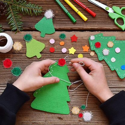 BQTQ 1500 Pieces Christmas Pom Pom Balls Glitter Tinsel Pom Pom for Craft Making and Christmas Decorations (4 Sizes, Gold, White, Green, Red)