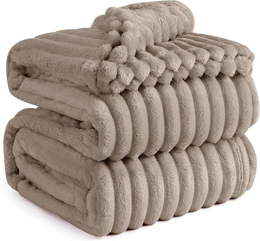 Bedsure GentleSoft Mocha Meringue California King Size Blanket for - Cozy Soft Blankets for Women, Cute Small Fleece Throws for Girls, Birthday Gifts for Women, 102x96 Inches