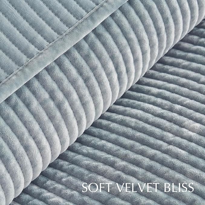 EVERGRACE Velvet Quilt Set Queen Size, Luxurious Soft Quilted Bedding Sets, Lightweight Velvet Comforter for All Season, Striped Channel Bedspread Coverlet with 2 Shams, Blue Linen