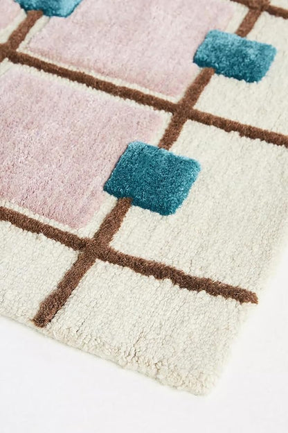 Greer Wool Area Rug - Chic Hand-Tufted Mauve, Blue, and Beige Design for Stylish Home Decor (6x6 Ft Square)