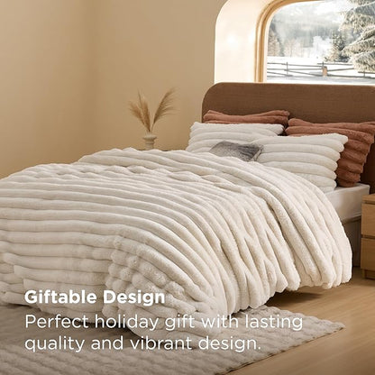 Bedsure Faux Fur Duvet Cover Queen Size - Beige Fluffy Duvet Cover Set, Soft and Cozy Shaggy Bedding Comforter Cover, Winter Warm Luxury Fuzzy Bed Set 3 Pieces, 1 Queen Duvet Cover and 2 Pillowcases