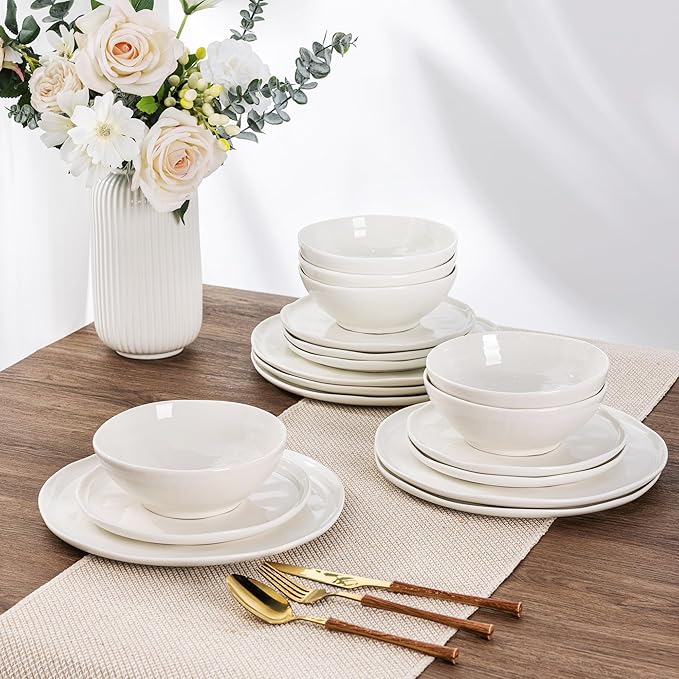 LERATIO Ceramic Dinnerware Sets for 8,Porcelain Plates and Bowls Sets with Wavy Edge,Microwave & Dishwasher & Oven Safe,Light Weight & Scratch Resistant Dishes Sets-Service for 8 (24pcs)-White