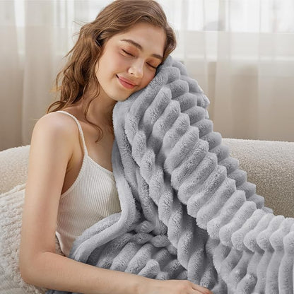 Bedsure Light Grey Fleece Blanket for  - Super Soft Cozy Blankets for Women, Cute Small Throws for Girls, 50x70 Inches