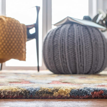 SAFAVIEH Blossom Collection Accent Rug - 4'6" x 6'6" Oval, Red & Multi, Handmade Wool, Ideal for The Living Room, Bedroom, Dining Room (BLM402Q-5OV)