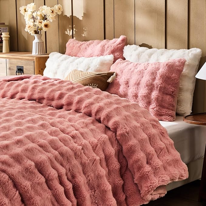 Lotus Karen Faux Fur King Comforter Set – Pink Fluffy Comforter King Size, Big Bubble Faux Rabbit Fur Bedding Comforter Sets, Winter Warm Cozy Fuzzy Bed Set 3 Pieces, 1 Comforter and 2 Pillowcases