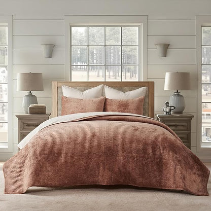 EVERGRACE Velvet Quilt Set Queen Size, Luxurious Soft Bedding Sets, Lightweight Velvet Comforter for All Season, Striped Channel Bedspread Coverlet with 2 Shams, Terracotta Clay