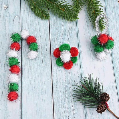 Livder Christmas Pom Poms Pompoms Red Green White Glitter Fluffy Balls, DIY Art Crafts Decorations Supplies (4 Sizes, 900 Pieces)