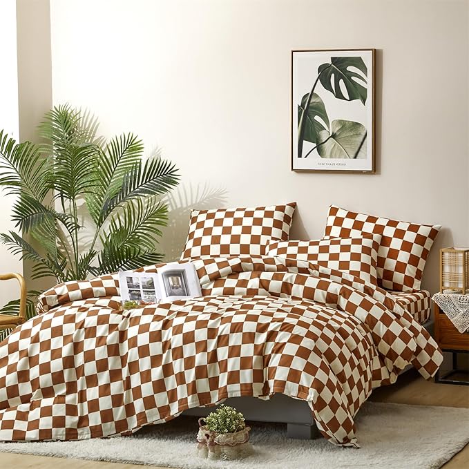 CLOTHKNOW Plaid California King Comforter Set Brown Beige Bedding Comforter Sets Soft All Season Checker Caramel Comforter with 2 x Pillow Cases