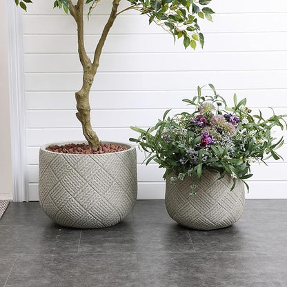 LuxenHome 17.5-Inch Dia Round Concrete Planters, Large Outdoor Indoor Decorative Plant Pots with Drainage Holes and Rubber Plug, Modern Gray Glen Woven Pattern Flower Pot Planter for Home Garden Patio