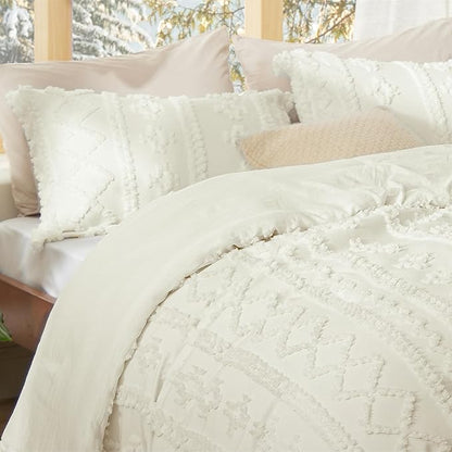 Bedsure Tufted Boho Comforter Set King Size - Ivory Boho Bed Set, GentleSoft™ 3 Pieces Farmhouse Shabby Chic Embroidery Bedding, Gifts for Woman, Soft Jacquard King Comforter for All Seasons