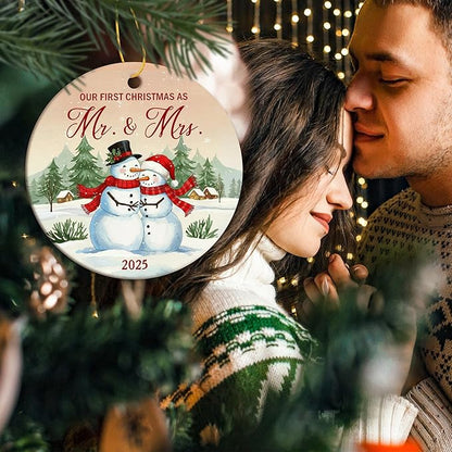 ZAGKOO First Christmas Married Ornament 2025 - Mr and Mrs Gifts, Wedding Gifts for Couples, Wedding Gift for Newly Wed, Just Married, Bride, Bridal Gift Ideas - 1st Snowman Ornament Decoration