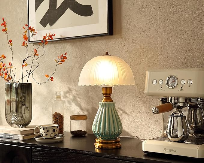 Vintage Lamp for Living Room,16" Modern Ceramic Table Lamps for Bedroom,Retro Bedside Nightstand Traditional Lamps, Classic Chinoiserie Green Lamp for Home Decor (LD004)