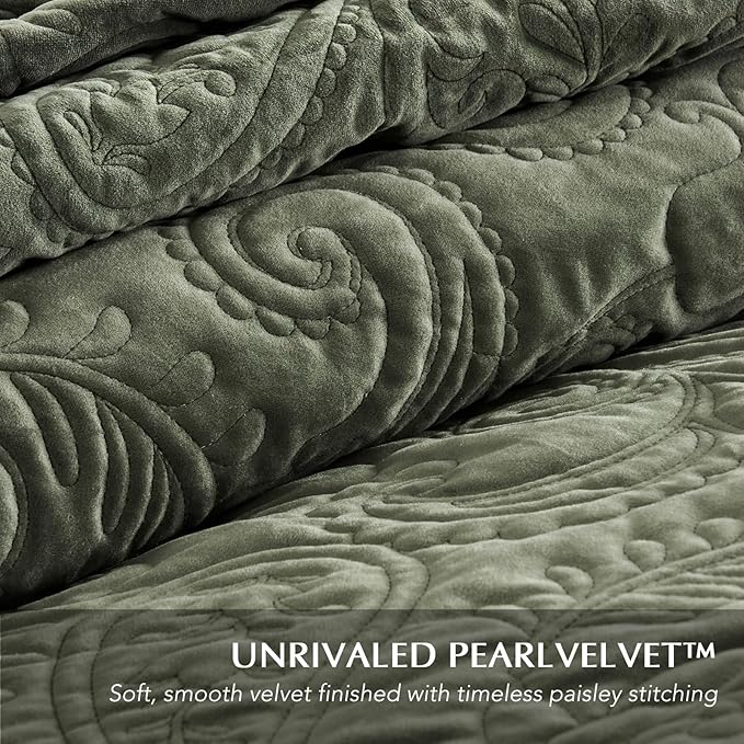 EVERGRACE Luxury Pearl Velvet Quilt Set Queen Size 3 Pieces, Soft Paisley-Stitch Velvet Comforter Set with Pillow Shams, Lightweight Bedspread Coverlet Bedding Set, Olive Green
